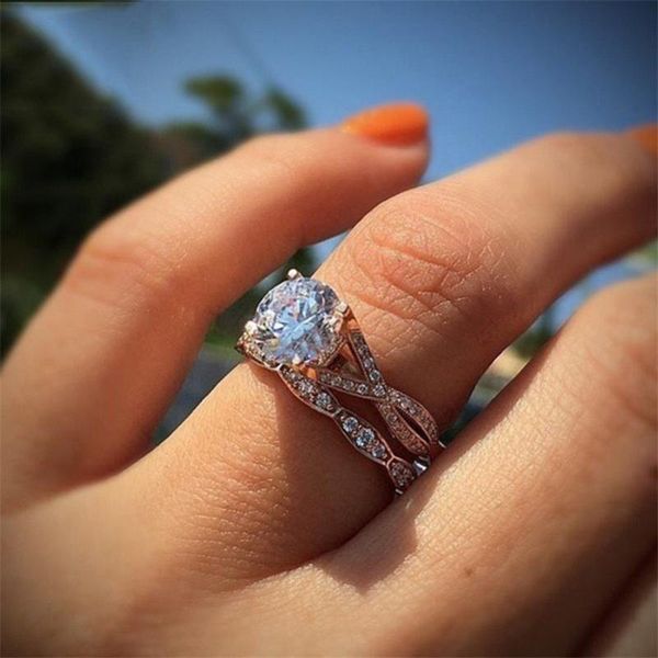 14K rose gold women's ring featuring diamonds and amethyst, a stunning jewelry piece with star design