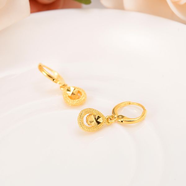 14K Thai gold chandelier earrings with dangling hearts for women