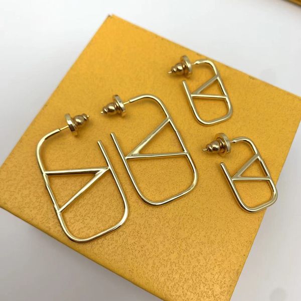 18K gold earrings, stylish earring rings, designer earrings, Valentine's Day and Christmas custom gifts for women, designer jewelry