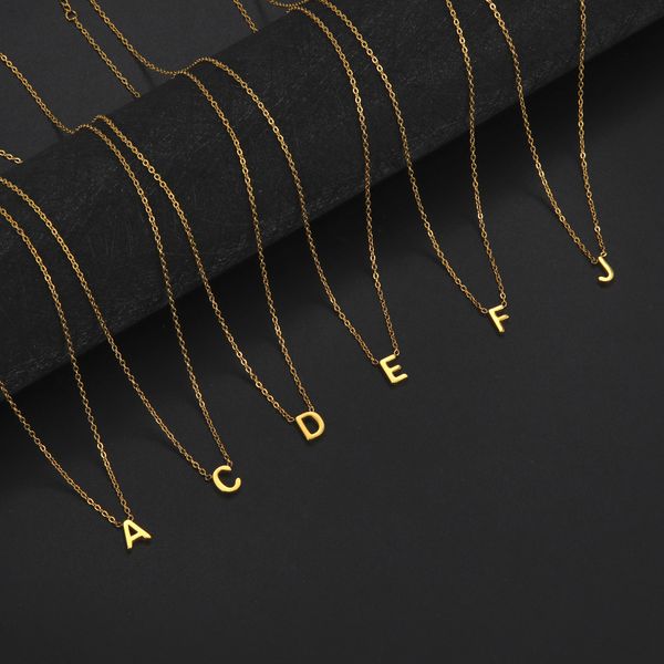 18K gold-plated stainless steel initial pendant necklaces for women, perfect as couple gifts for brides, parties, or birthdays