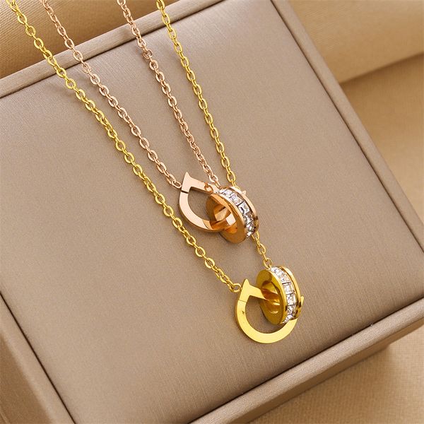 18K gold-plated stainless steel pendant necklace for women, a stylish and elegant gift option