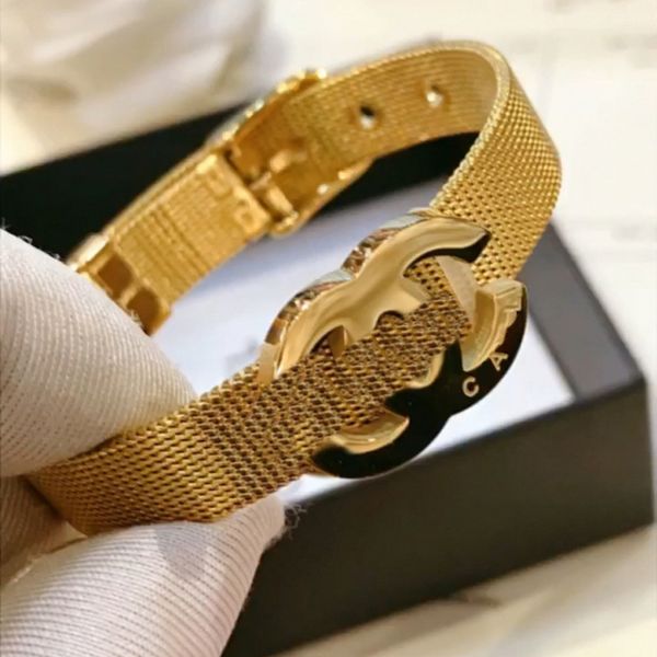 19Style offers high-quality luxury fashion jewelry, including designer letter bangles for men and bracelets for women, perfect as anniversary gifts