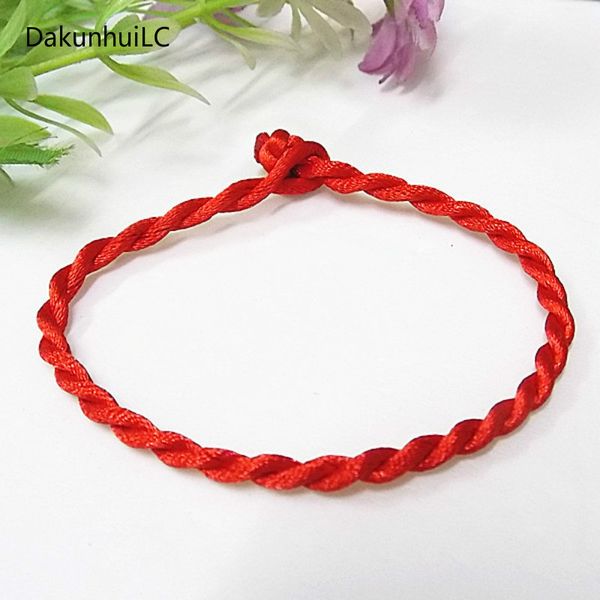 1PC vibrant red and green handmade rope bracelet for couples and jewelry enthusiasts  

(Note: Original string 