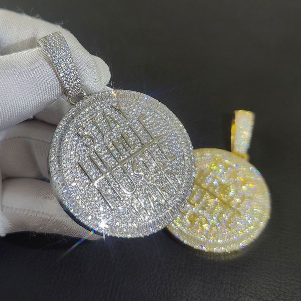 2022 trendy Hip Hop Rap chunky circular pendant necklace with dazzling zircon stones and premium 18k gold plating