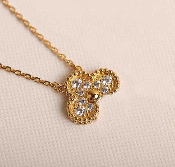 2023 luxury pendant necklace with diamond charm in three gold tones, stamped and boxed PS4467A