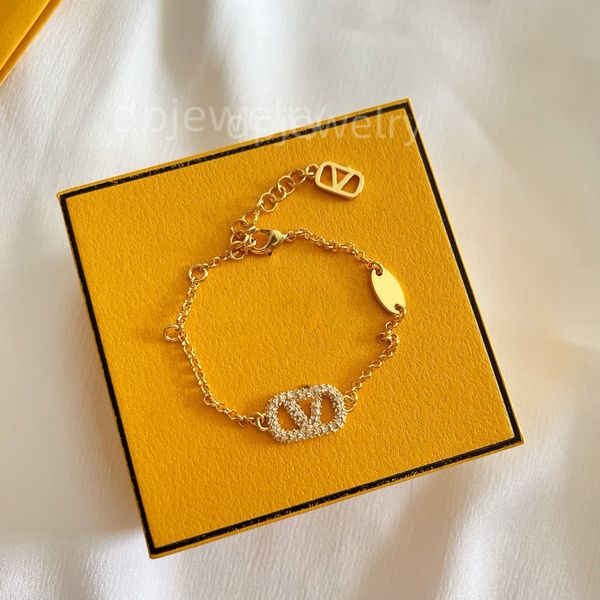 2023 premium 5A quality designer bracelets featuring stainless steel bangles with gold buckles, stylish unisex jewelry in 18K gold plating