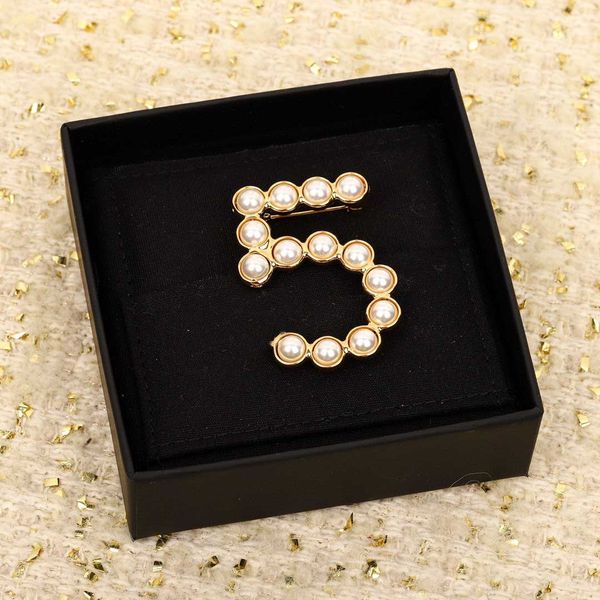 2024 elegant gold-plated waist belt brooch featuring natural shell beads, 18k gold finish, stamped with PS6190 and includes box