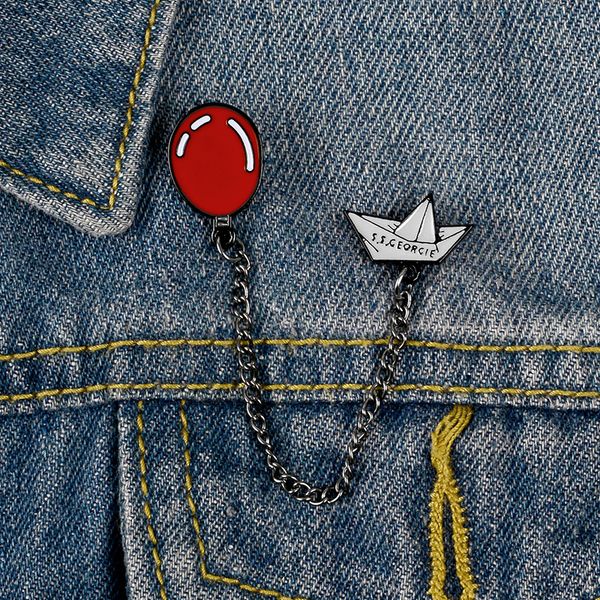 Adorable tiny linked balloon boat charm brooches for ladies' denim shirt embellishment, cute metal badge jewelry