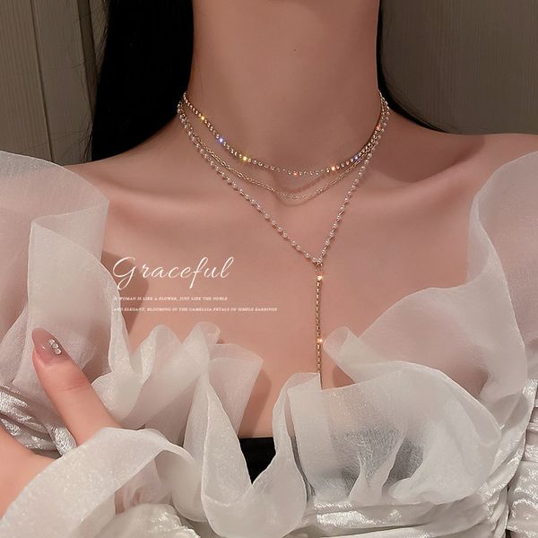 Amulet Pendants Light Luxury Elegant Multi-tier Diamond Y-shaped Pearl Necklace for Women, Unique Clavicle Chain Design