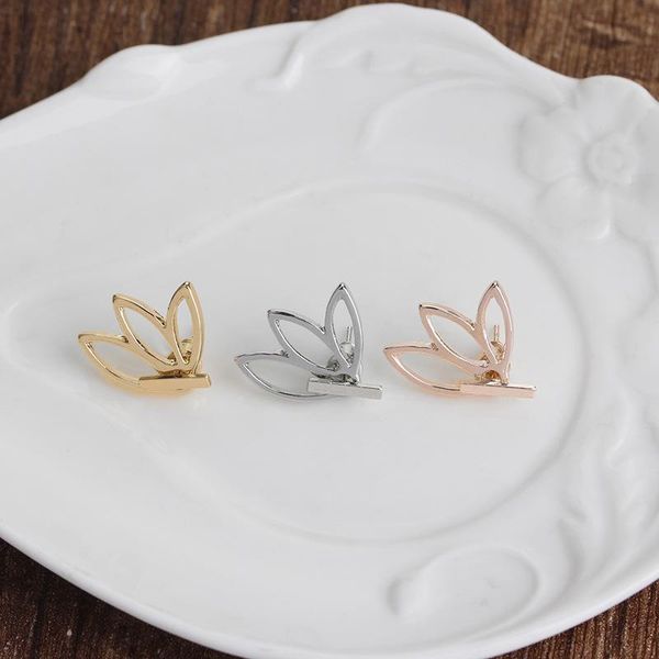 Autumn and winter stylish openwork lotus flower hair clips for women