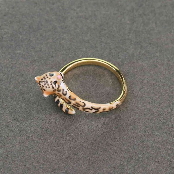 Band Rings Finger British b House Enamel Plated Real Gold Leopard Opening Female Minority Design Feeling Sweet Cool Wind Adjustable

British-style enamel-plated gold leopard band rings for women, f...