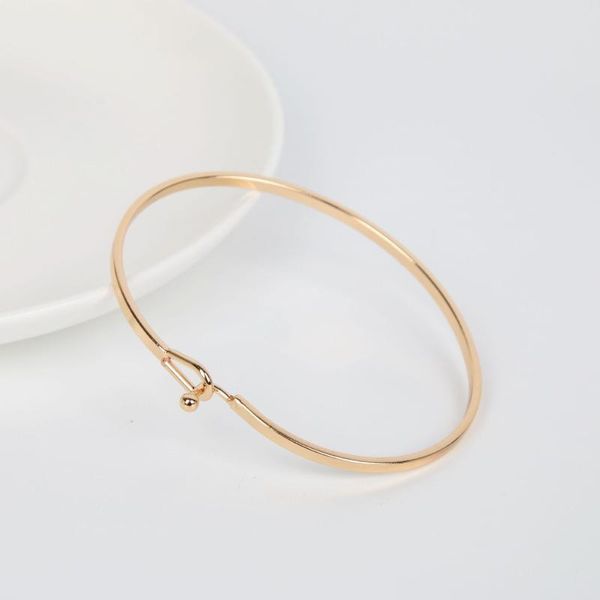 Bangle Ladies Bracelet Jewelry Adjustable Delicate Thin Sleeve Hook-shaped Handmade Minimalist

Elegant adjustable handmade thin bangle bracelet with hook sleeve for ladies