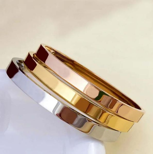 Bracelet for Women and Men Couple Cuff Bracelet Classic 18K Gold 316L Stainless Steel Wedding Bracelet Jewelry gift