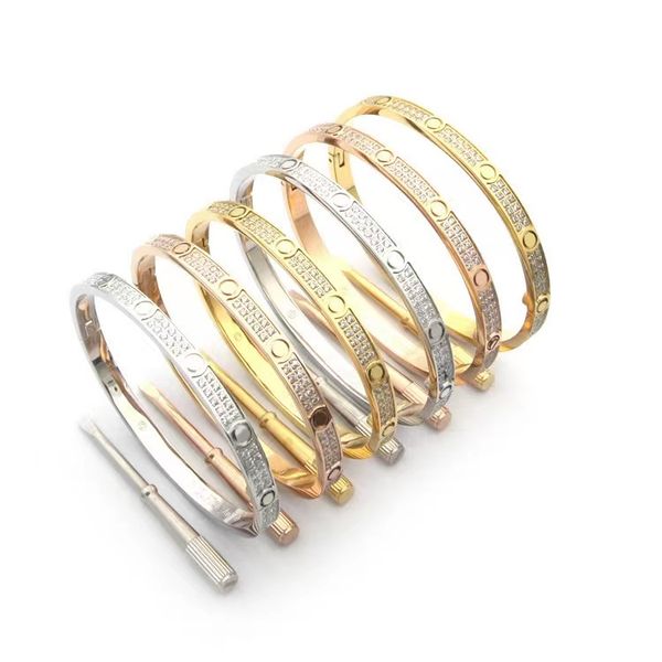 Brand Luxury Crystal Cuff Bracelet Fashion Classic 2 Row Diamond Designer Bracelet High Quality 316L Stainless Steel Bracelet for Men&Women&

Elegant crystal cuff bracelet with dual-row diamond design, crafted from premium 316L stainless steel for both men and women