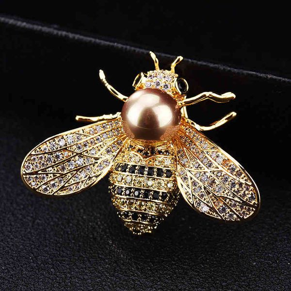 Brooch Fashion Creativity High Grade Animal Zircon Bee Female Selling Temperament Versatile Accessories