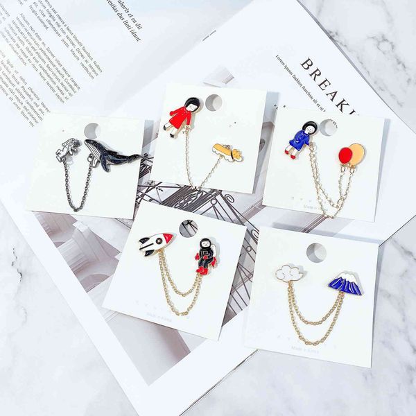 Brooch Female Fashion Pin Personality Cute Clasp Cartoon Badge Neckline Light Proof Accessories