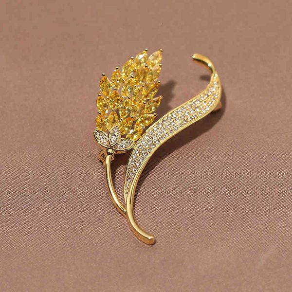 Brooch Korean High-end Fashion Temperament Accessories 2021 Micro Inlaid Zircon Wheat Ear Personalized Atmospheric Plant

Rewritten:
Elegant Korean high-fashion brooch with 2021 micro-set zircon wheat ear design, personalized and stylish