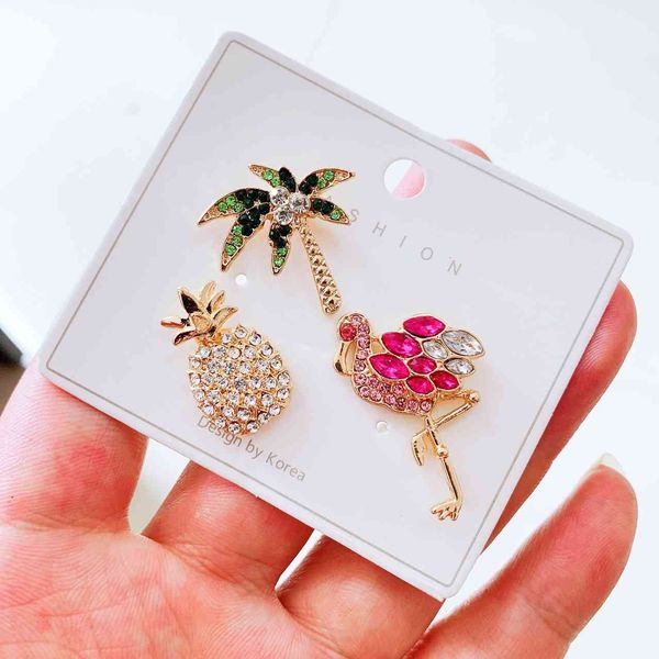 Brooch Xiao Zhan's matching pineapple pin, coconut necklace, sunflower badge, and anti-glare button