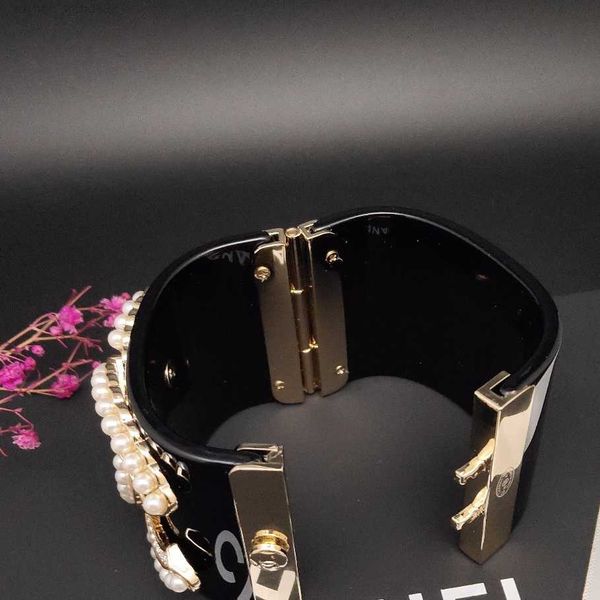 CH Love bangle designed for women's 15-17CM wrists, a replica bracelet matching genuine details