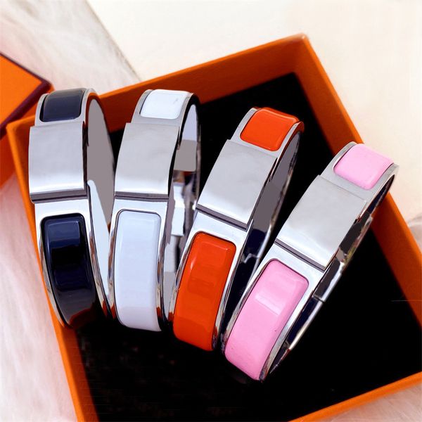 Clic Gold bracelet classics bracelets woman man designer jewelry silver titanium steel 19 Color select good quality non fading unisex gift c