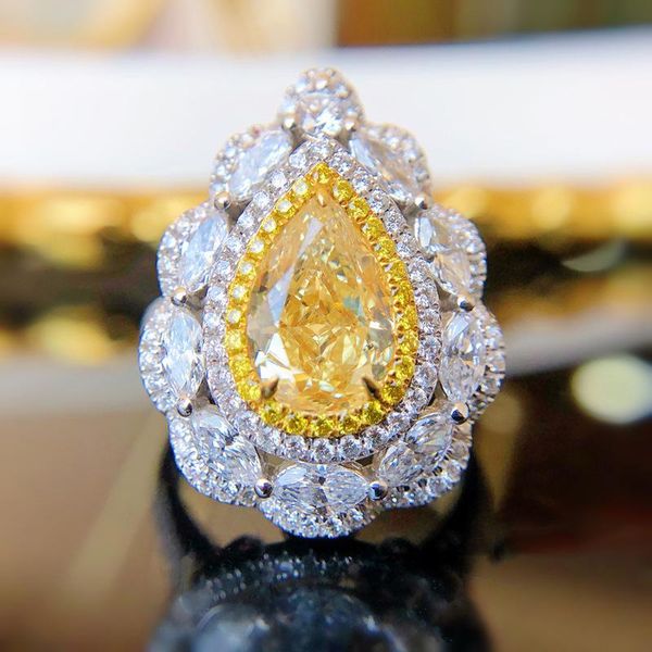 Cluster Rings 2021 Luxury Yellow Pear 925 Sterling Silver Engagement Ring Open For Women Anniversary Gift Jewelry Bulk Sell R6185

2021 luxury pear-shaped yellow gemstone cluster ring in 925 sterling silver, perfect for women's engagement or anniversary gifts, available for bulk purchase R6185