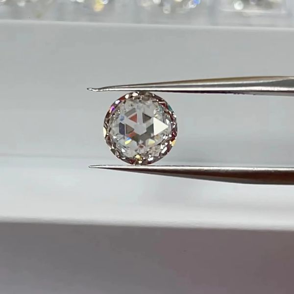 Custom-cut white GRA VVS certified loose diamonds for jewelry crafting 240106