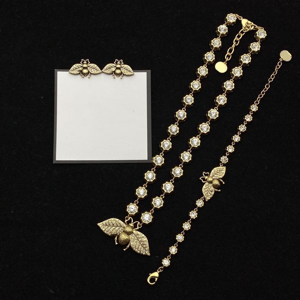 Designer Lovers Necklace for Women: Diamond-Enhanced Luxury Chain Jewelry Supply