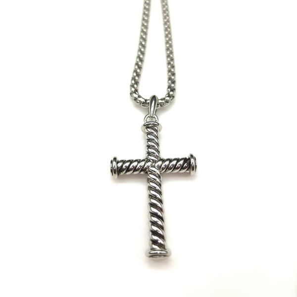 Designer men's silver cross pendant necklaces, retro fashion jewelry chains for boys and women as birthday gifts