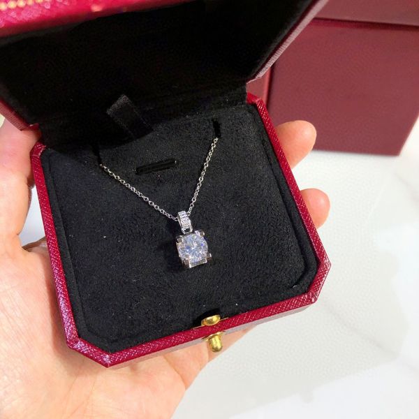 Diamond pendant necklace for women, crafted from S925 silver-plated chain, perfect for parties and weddings as a stylish gift