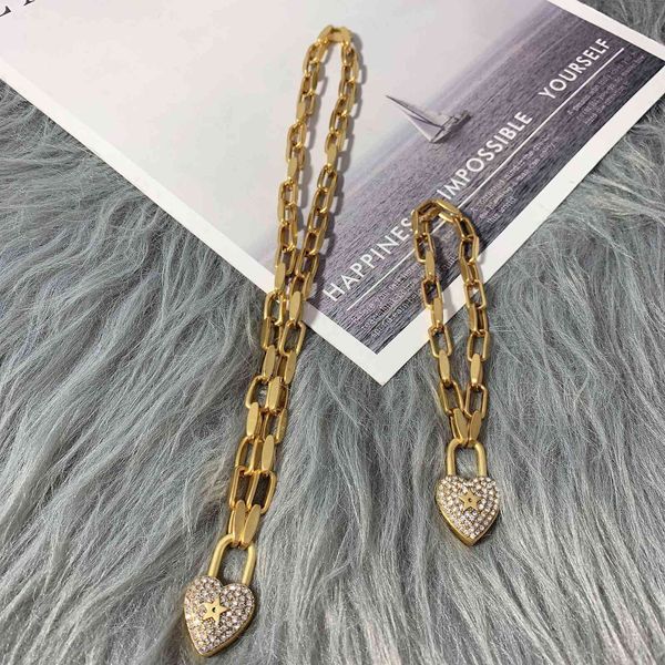 Dio Jewelry Chain presents the Family's New Love Diamond Necklace, adorned with full diamonds
