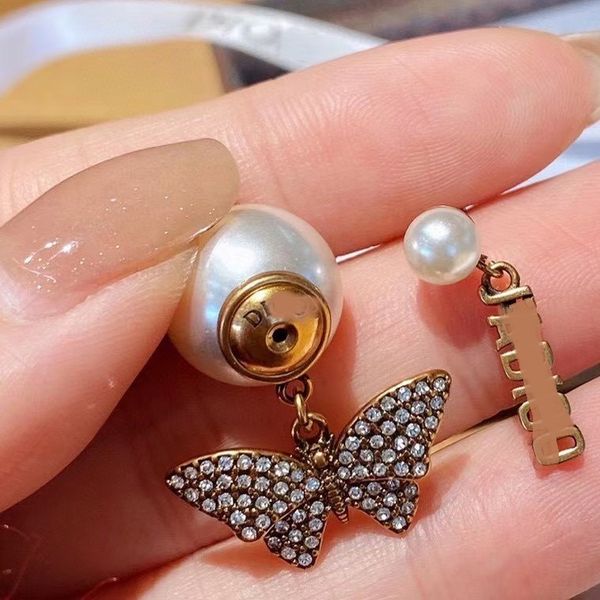 Earrings Cuff Stud 2021 Dijia Little Bee Female Pearl Butterfly d Letter Net Red