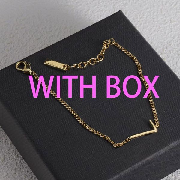 Elegant 18k gold charm bracelet, ideal for gifting at weddings and engagements