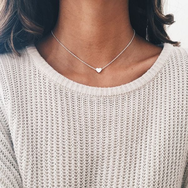 Elegant 18k gold heart pendant necklace for women and girls, a timeless luxury jewelry piece