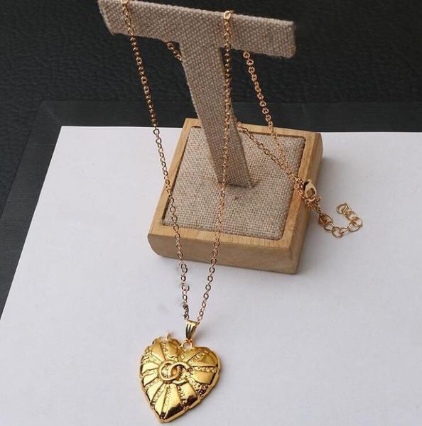 Elegant 18K gold-plated pendant necklaces with crystal rhinestones, perfect for women's luxury fashion and wedding jewelry
