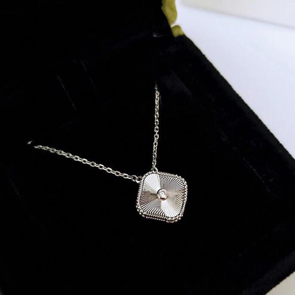 Elegant fashion jewelry: high-quality bracelets and necklaces for men and women, ideal for weddings, approximately 44cm long