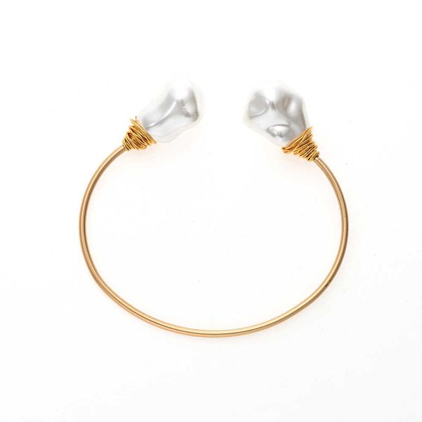 Elegant gold-plated baroque pearl bracelet, a stylish women's accessory perfect for parties and gifting