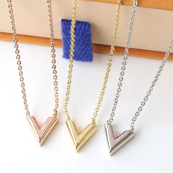 Elegant stainless steel pendant necklace for women, perfect for weddings, parties, and luxury gifting