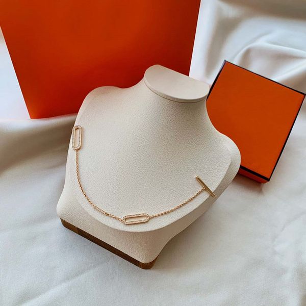 Elegant unisex jewelry set featuring high-quality bracelets and necklaces, perfect for weddings and special occasions, presented in a stylish box