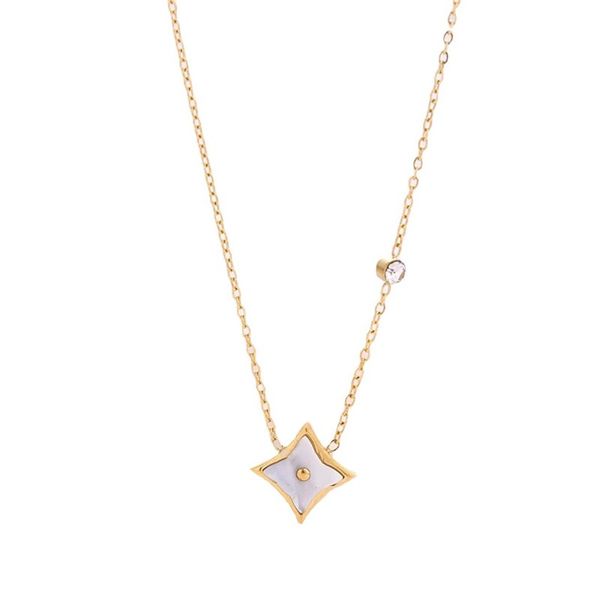 Elegant women's luxury designer clover pendant necklace with mother-of-pearl floral charm, 18k gold-plated choker jewelry gift, fade-resistant