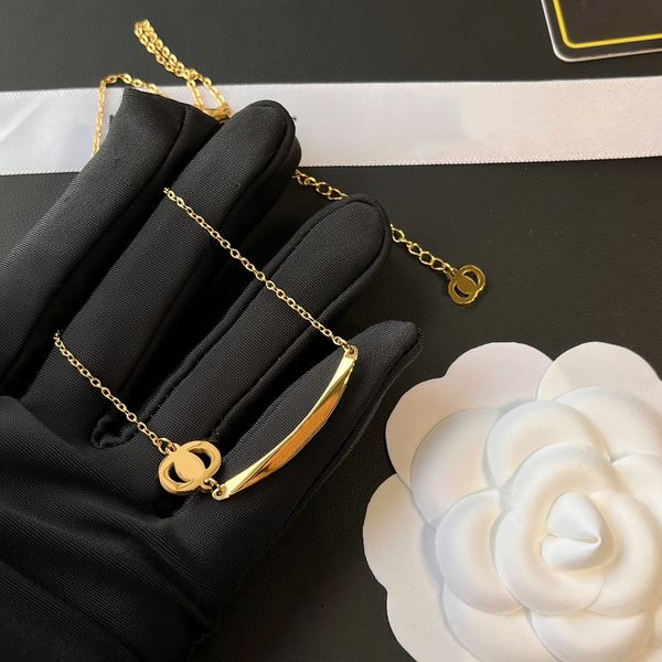 Elegant women's pendant necklaces featuring 18k gold-plated long chains, designed as stylish jewelry and thoughtful couple gifts