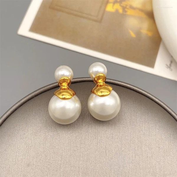 European and American retro-style stud earrings with double-sided pearl inlay, elegant 18k gold plating for women