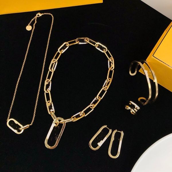 European and American style alphabet jewelry set with diamond bracelet, ring, and earrings for women, high quality with quick shipping