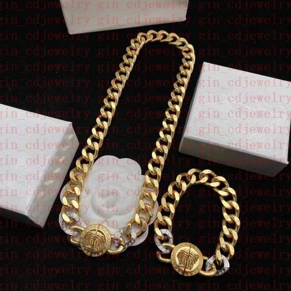 Fashionable 18K gold-plated Medusa head jewelry set including necklace, bracelet, earrings and ring, perfect for birthdays and special occasions