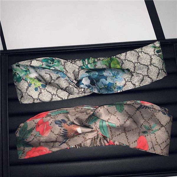 Fashionable luxury designer headbands for women, featuring classic floral and letter designs, elastic sports bands, and retro hair accessories