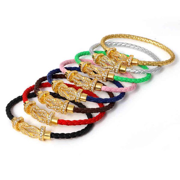 Fashionable magnetic-clasp bangle bracelet with horseshoe and brick-pattern leather strap in 3 color options