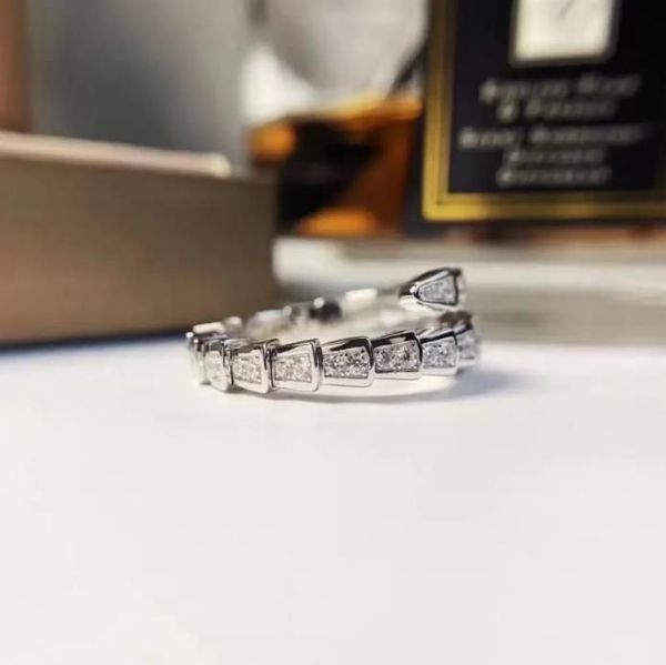 Fashionable moissanite love ring for women, perfect as a wedding, engagement, or party jewelry gift with box