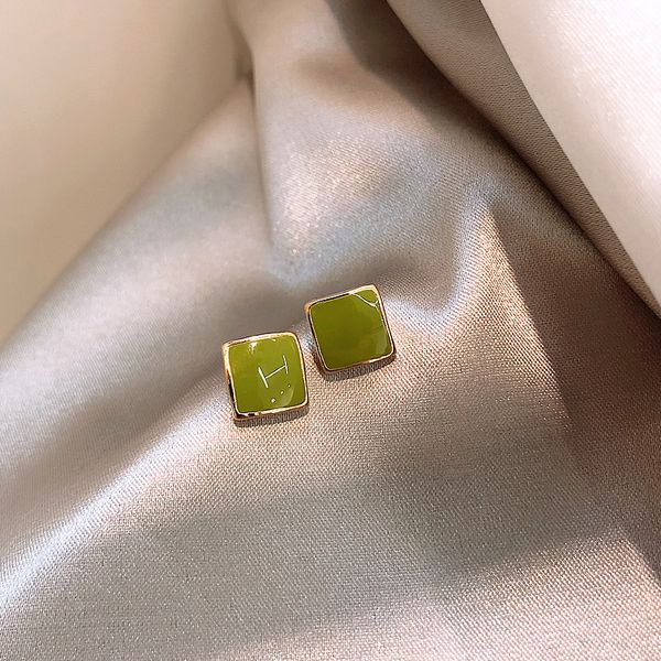 Fashionable square green ear studs, stylish jewelry gifts for women and girls