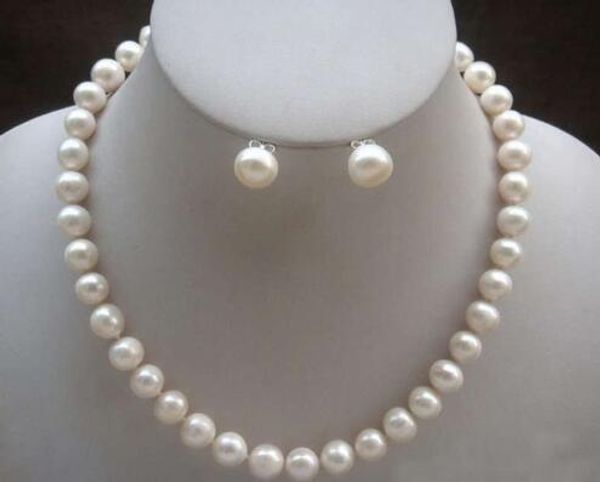 Free Shipping 8-9mm Natural White Akoya Cultured Pearl Necklace with 18