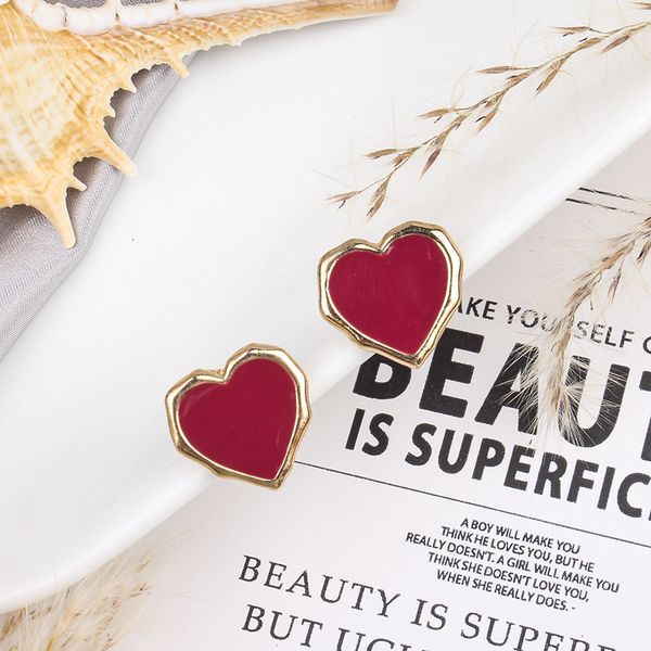 French-inspired elegant heart earrings for women, trendy Korean-style fashion statement