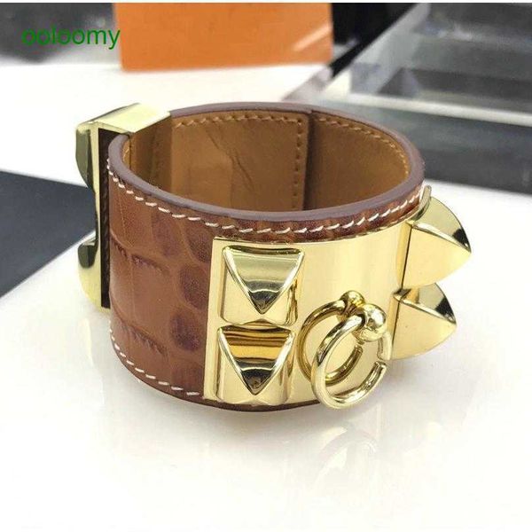 Hemres Designer Bracelet in Cowhide with Crocodile Pattern, Punk Style Genuine Leather Women's Ornament for Family Bracelet Collection